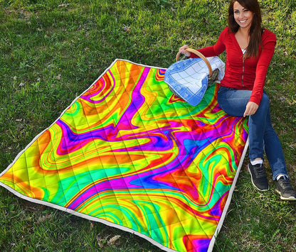 Abstract Liquid Trippy Print Quilt
