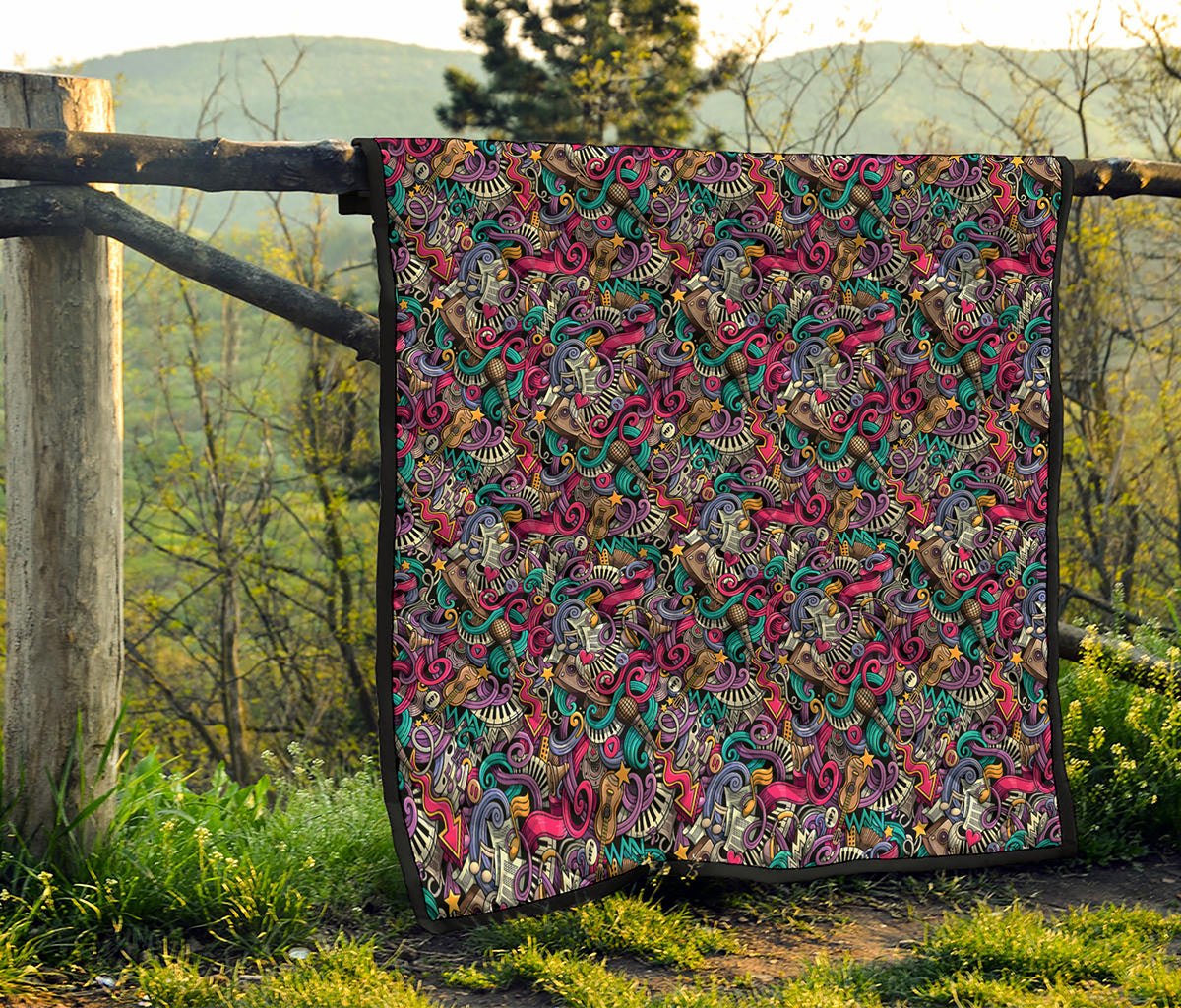 Abstract Music Pattern Print Quilt