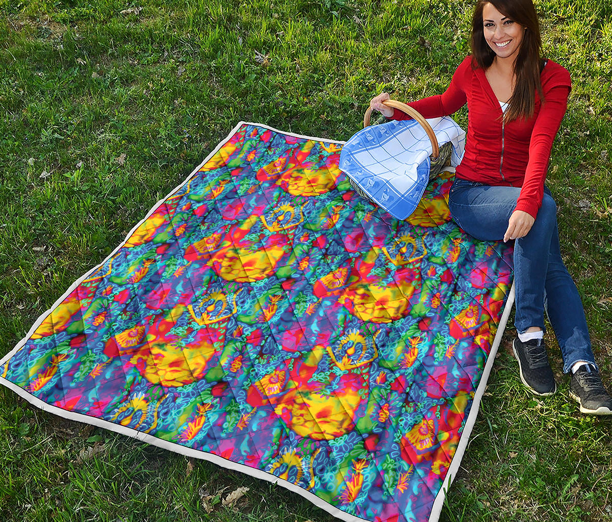 Abstract Psychedelic Print Quilt