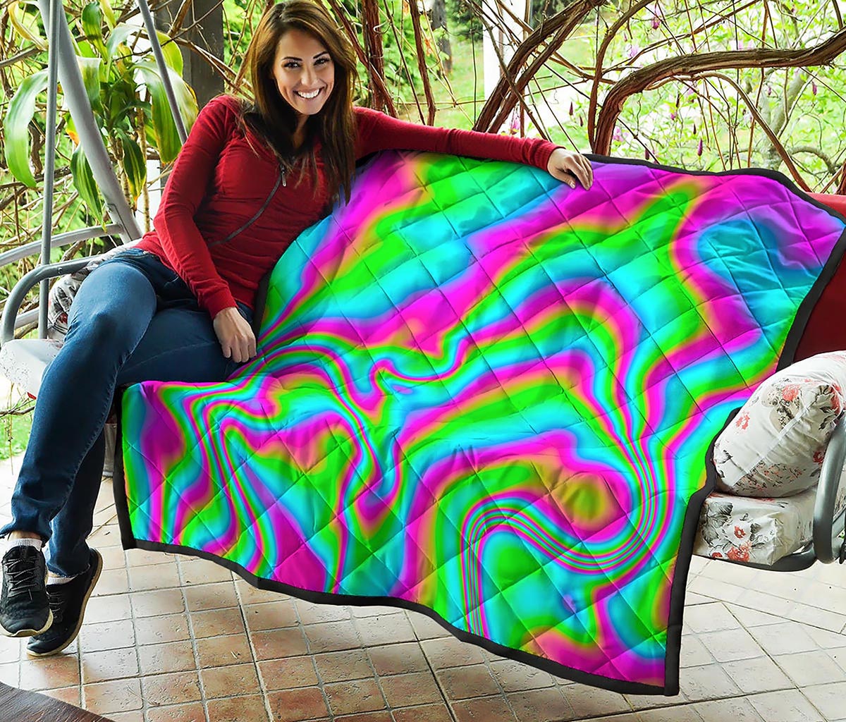 Abstract Psychedelic Trippy Print Quilt