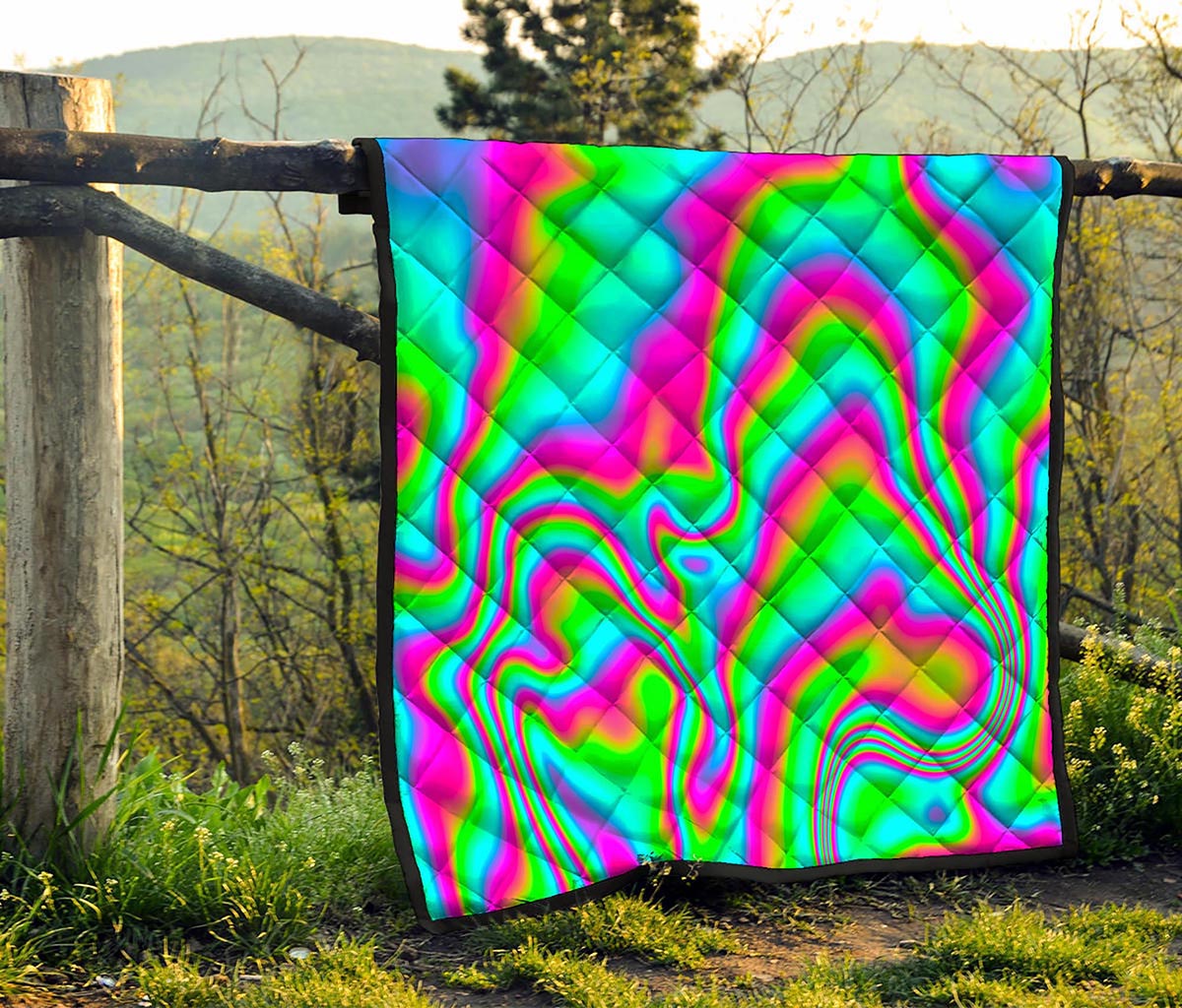 Abstract Psychedelic Trippy Print Quilt