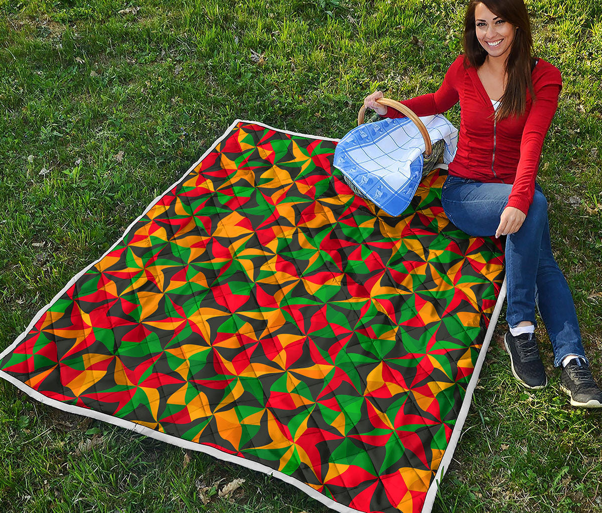 Abstract Reggae Pattern Print Quilt