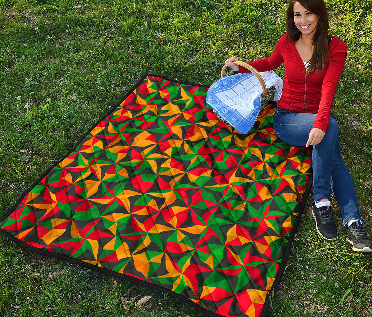 Abstract Reggae Pattern Print Quilt