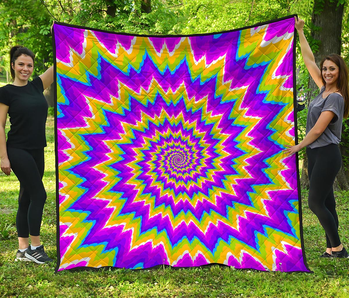 Abstract Spiral Moving Optical Illusion Quilt