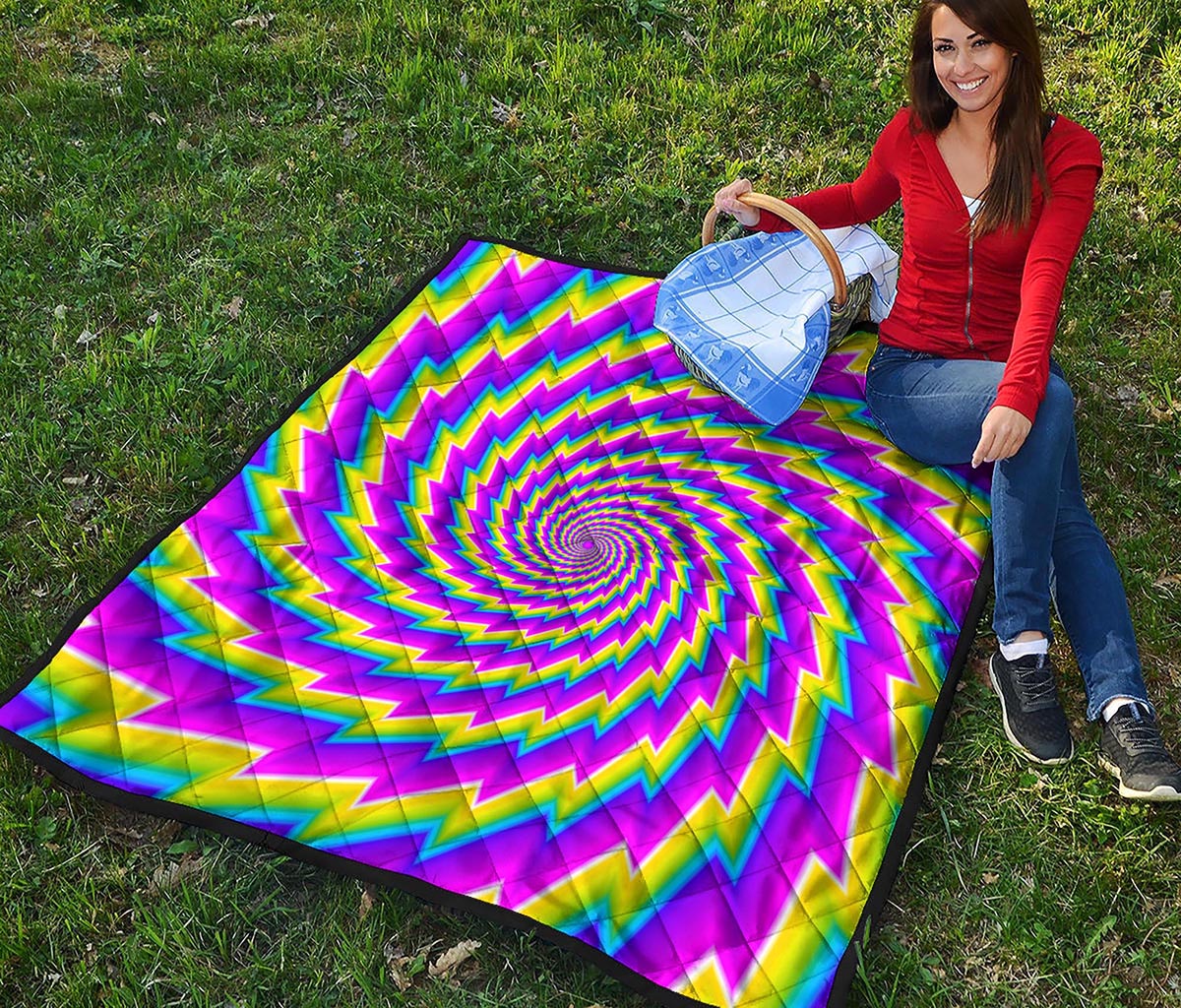 Abstract Twisted Moving Optical Illusion Quilt