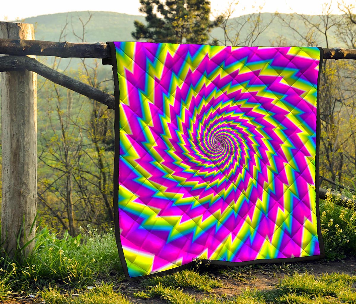 Abstract Twisted Moving Optical Illusion Quilt