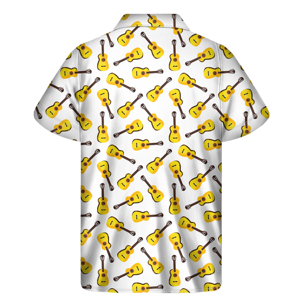 Acoustic Guitar Pattern Print Men's Short Sleeve Shirt
