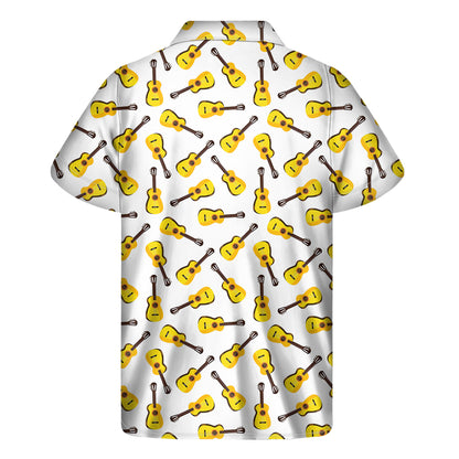 Acoustic Guitar Pattern Print Men's Short Sleeve Shirt