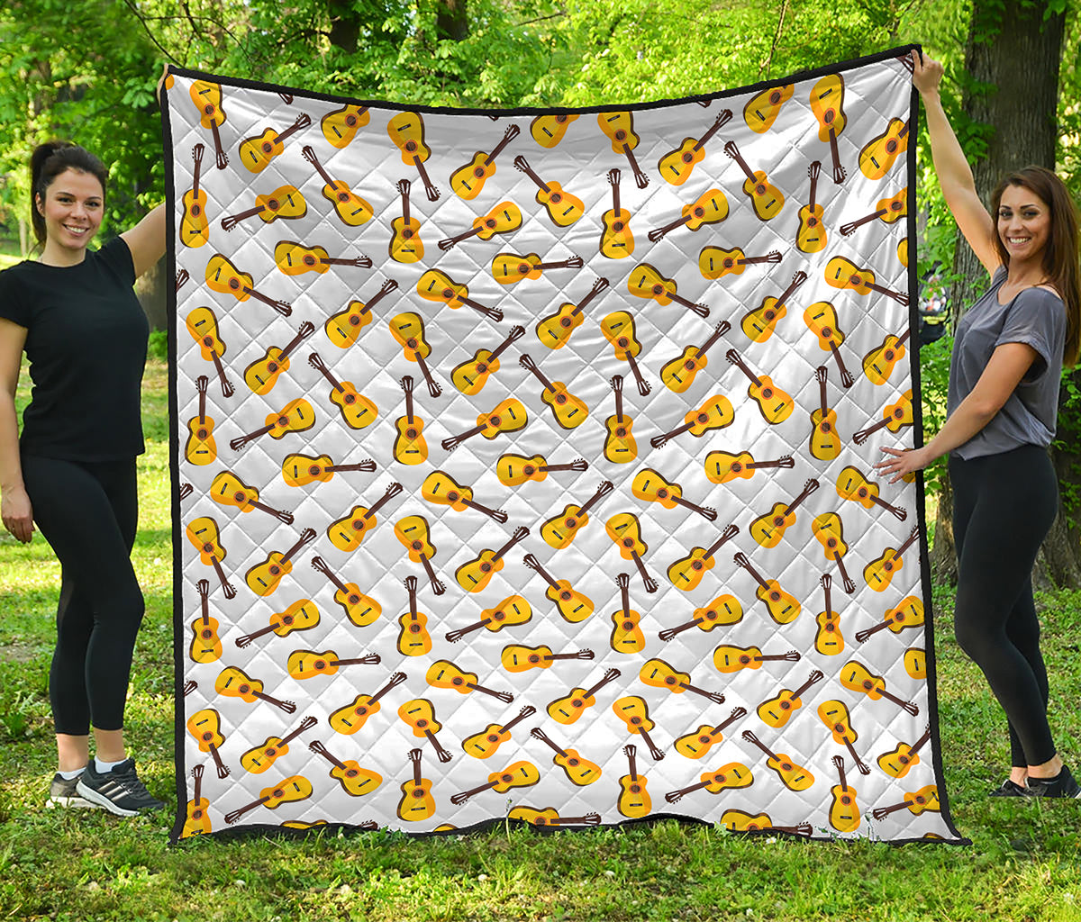 Acoustic Guitar Pattern Print Quilt