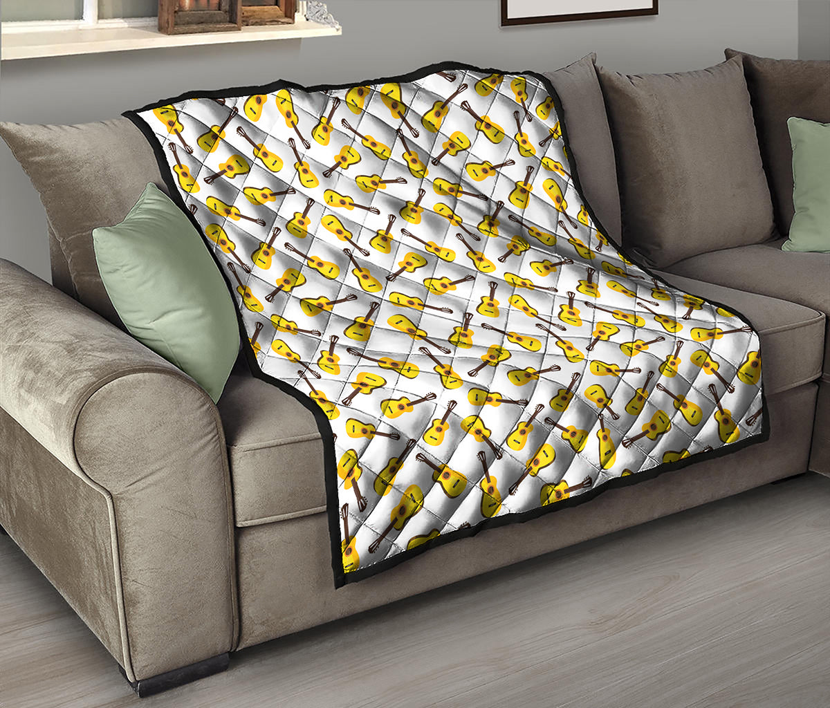 Acoustic Guitar Pattern Print Quilt