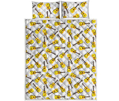 Acoustic Guitar Pattern Print Quilt Bed Set
