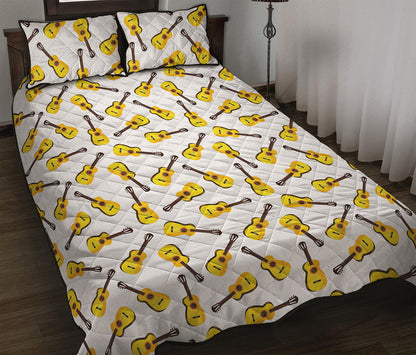 Acoustic Guitar Pattern Print Quilt Bed Set