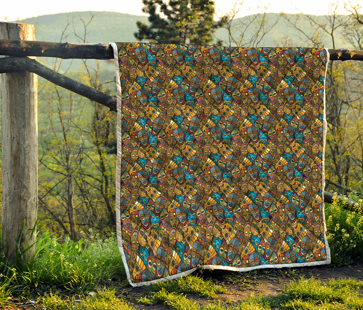 African Totem Masks Pattern Print Quilt