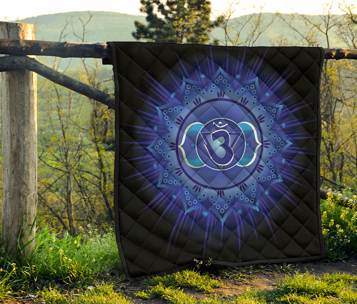 Ajna Chakra Mandala Print Quilt