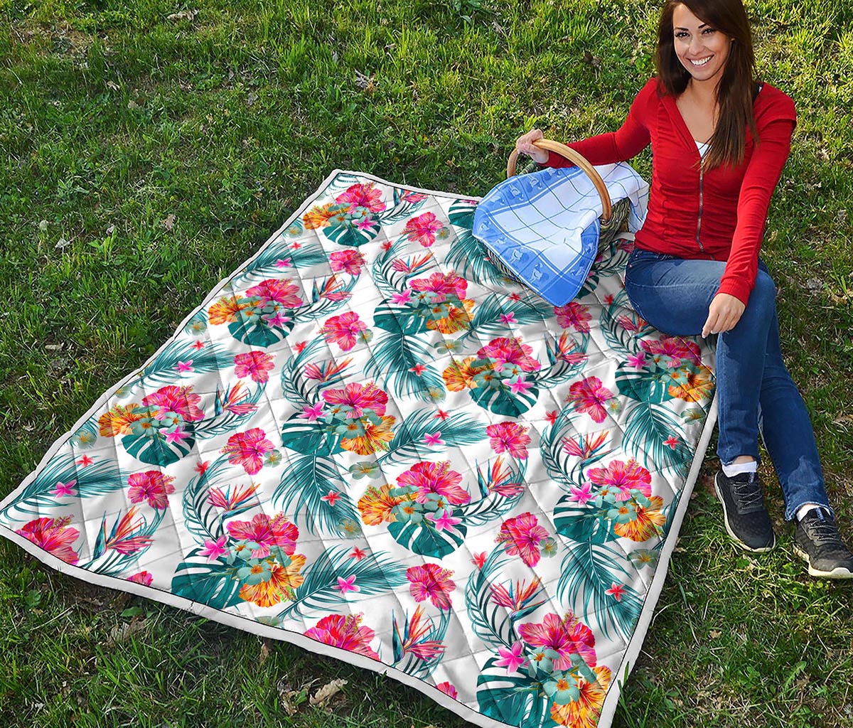 Aloha Hawaii Floral Pattern Print Quilt