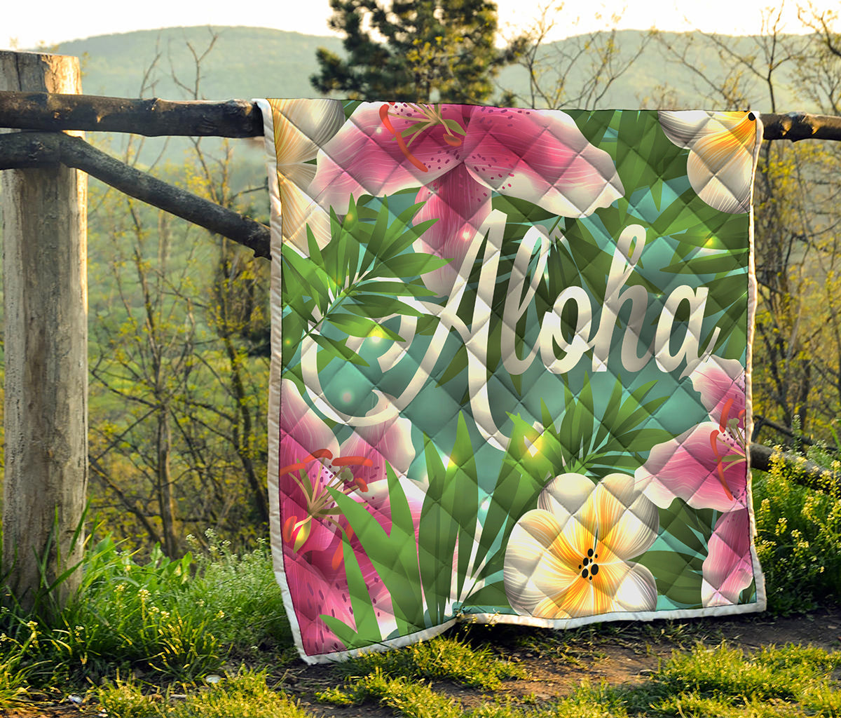 Aloha Hawaiian Flower Print Quilt