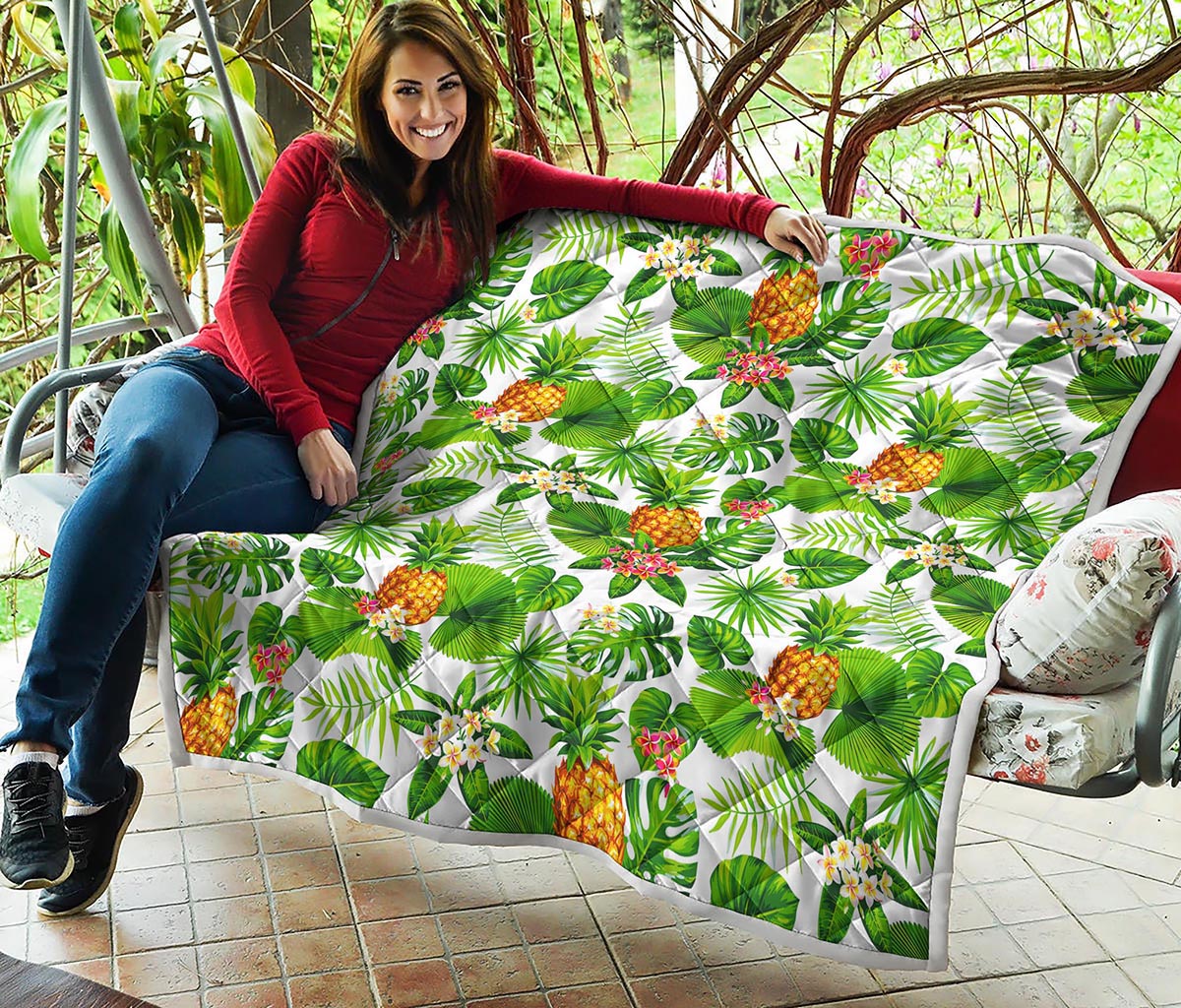 Aloha Hawaiian Pineapple Pattern Print Quilt