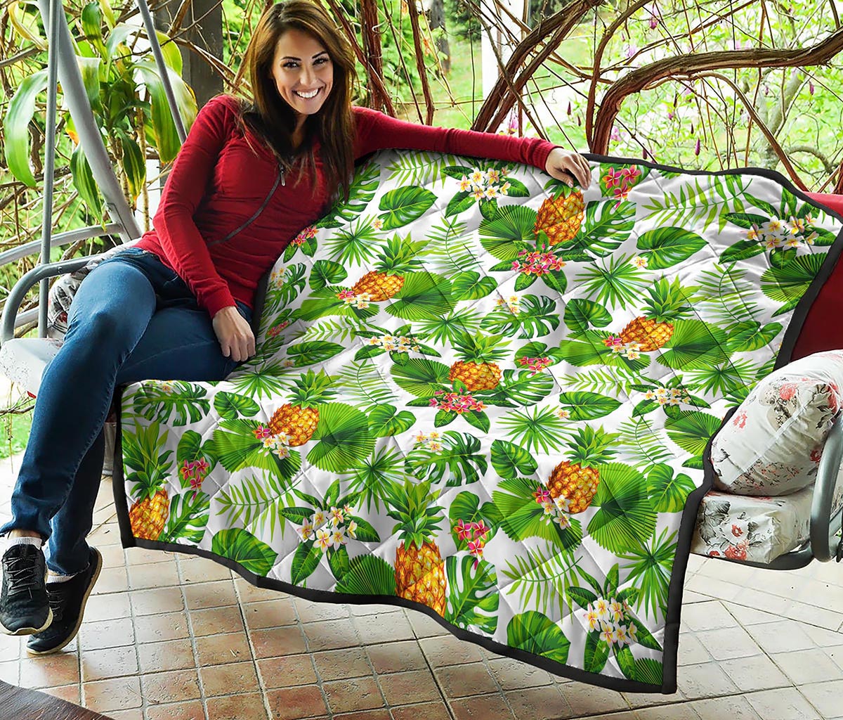 Aloha Hawaiian Pineapple Pattern Print Quilt