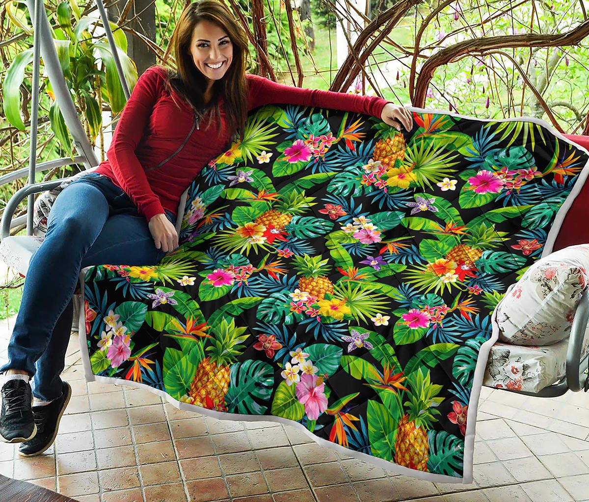 Aloha Hawaiian Tropical Pattern Print Quilt