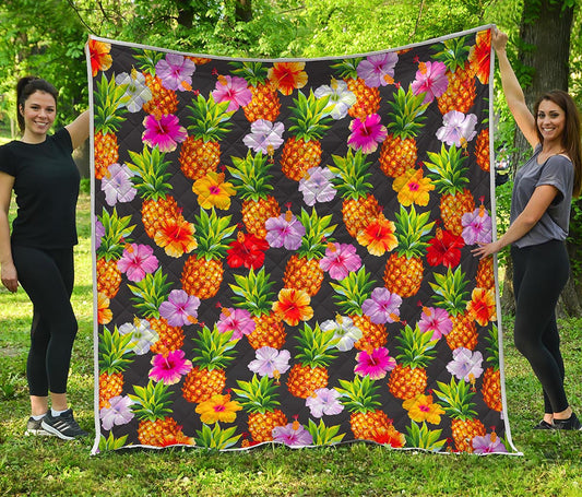Aloha Hibiscus Pineapple Pattern Print Quilt