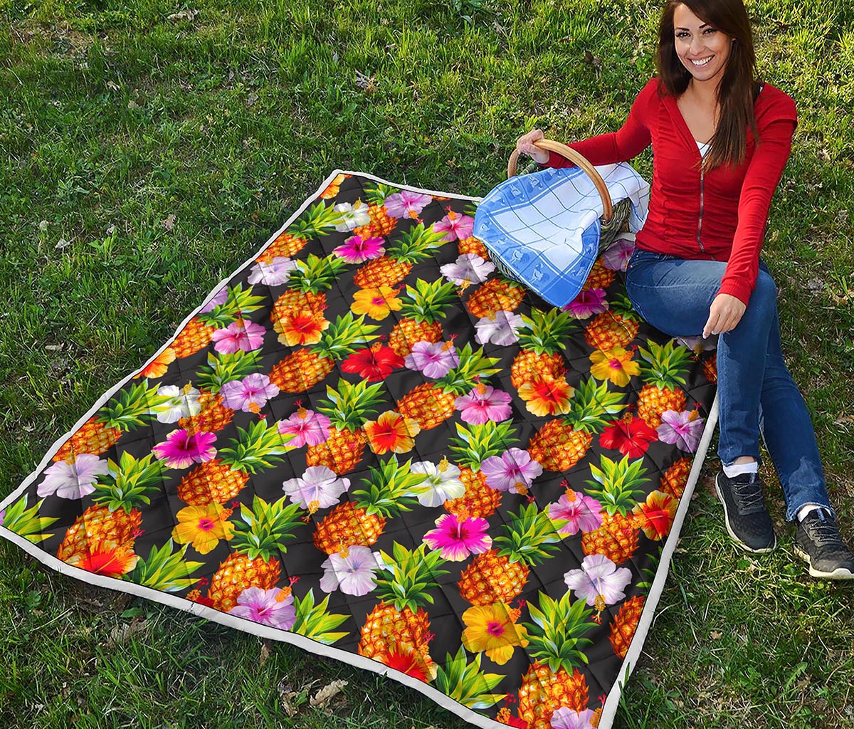 Aloha Hibiscus Pineapple Pattern Print Quilt