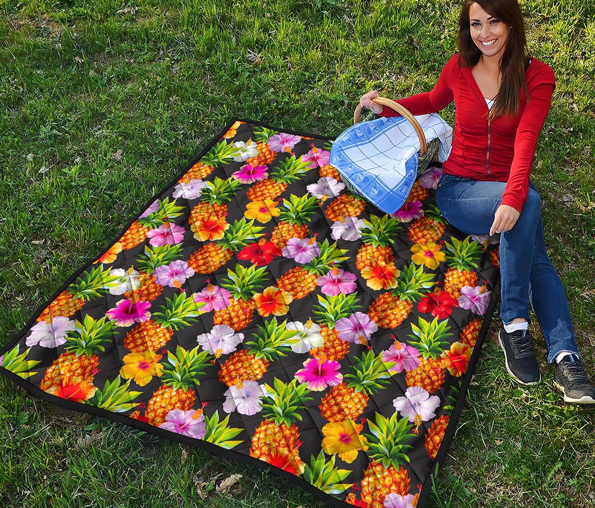 Aloha Hibiscus Pineapple Pattern Print Quilt