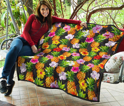 Aloha Hibiscus Pineapple Pattern Print Quilt
