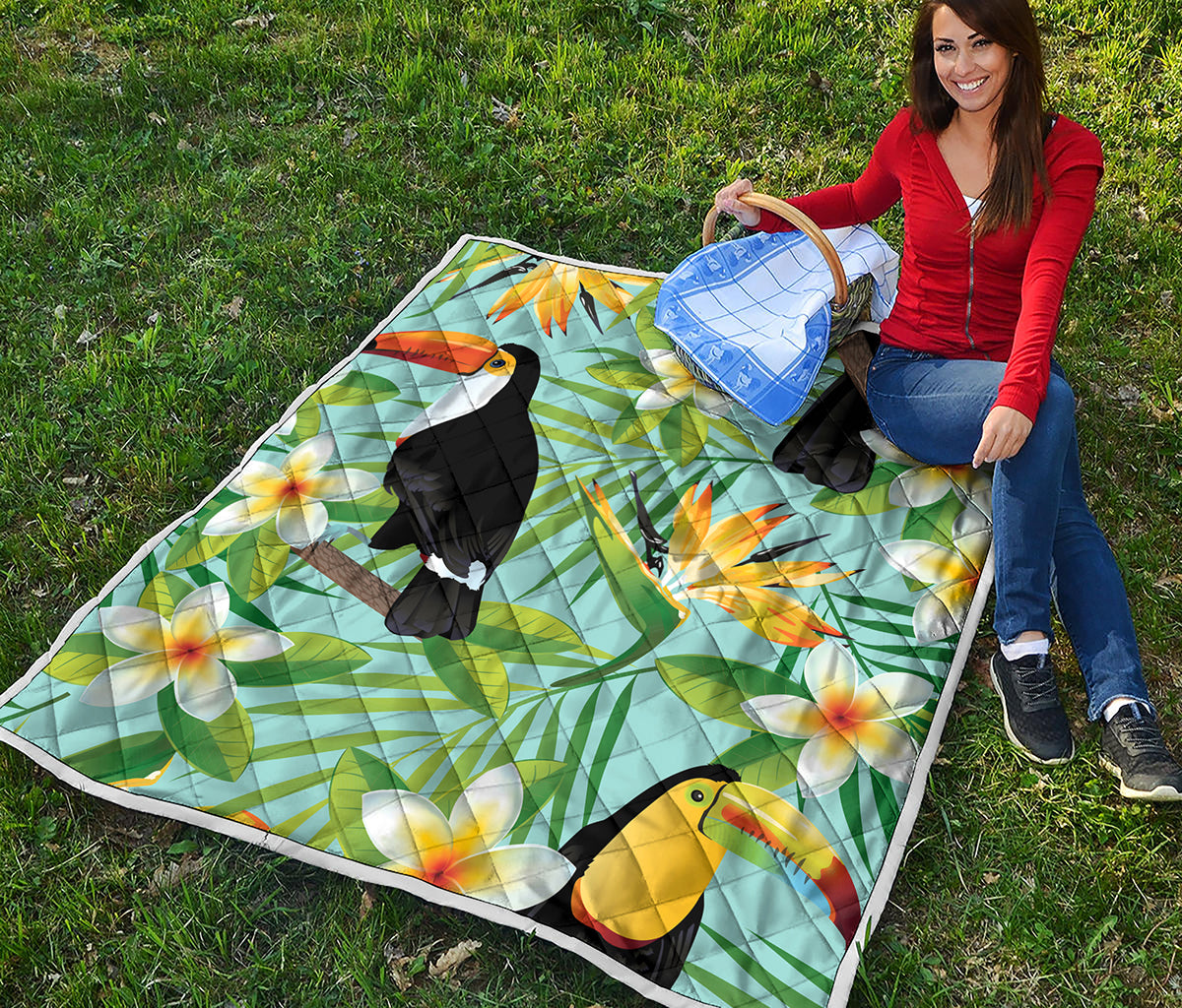 Aloha Keel-Billed Toucan Print Quilt