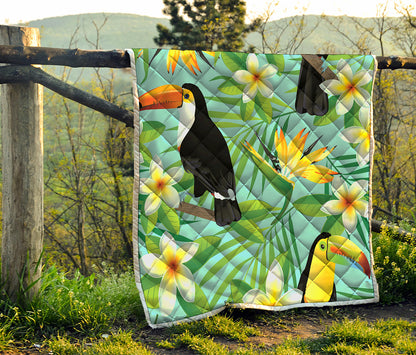 Aloha Keel-Billed Toucan Print Quilt
