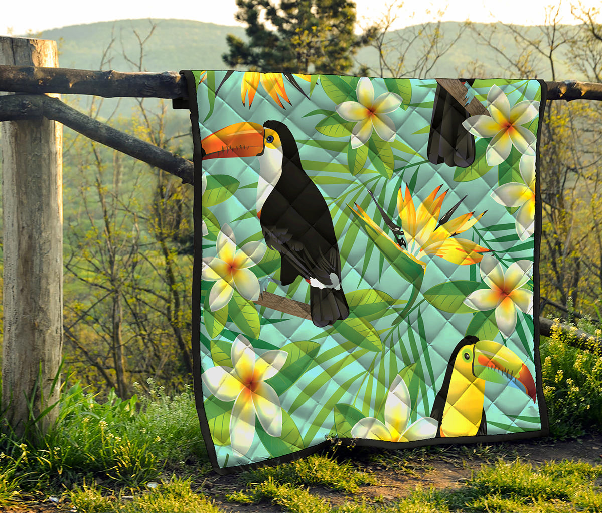 Aloha Keel-Billed Toucan Print Quilt