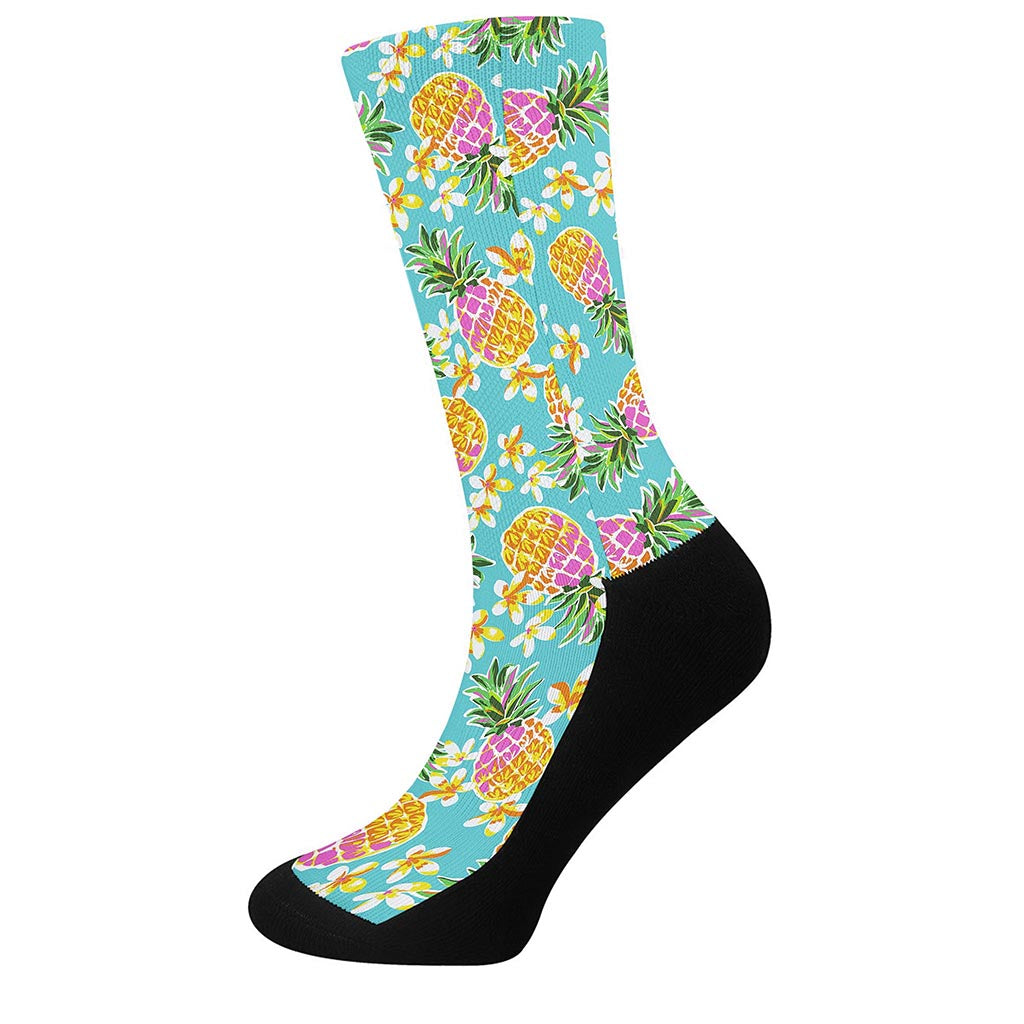 Aloha Summer Pineapple Pattern Print Crew Socks