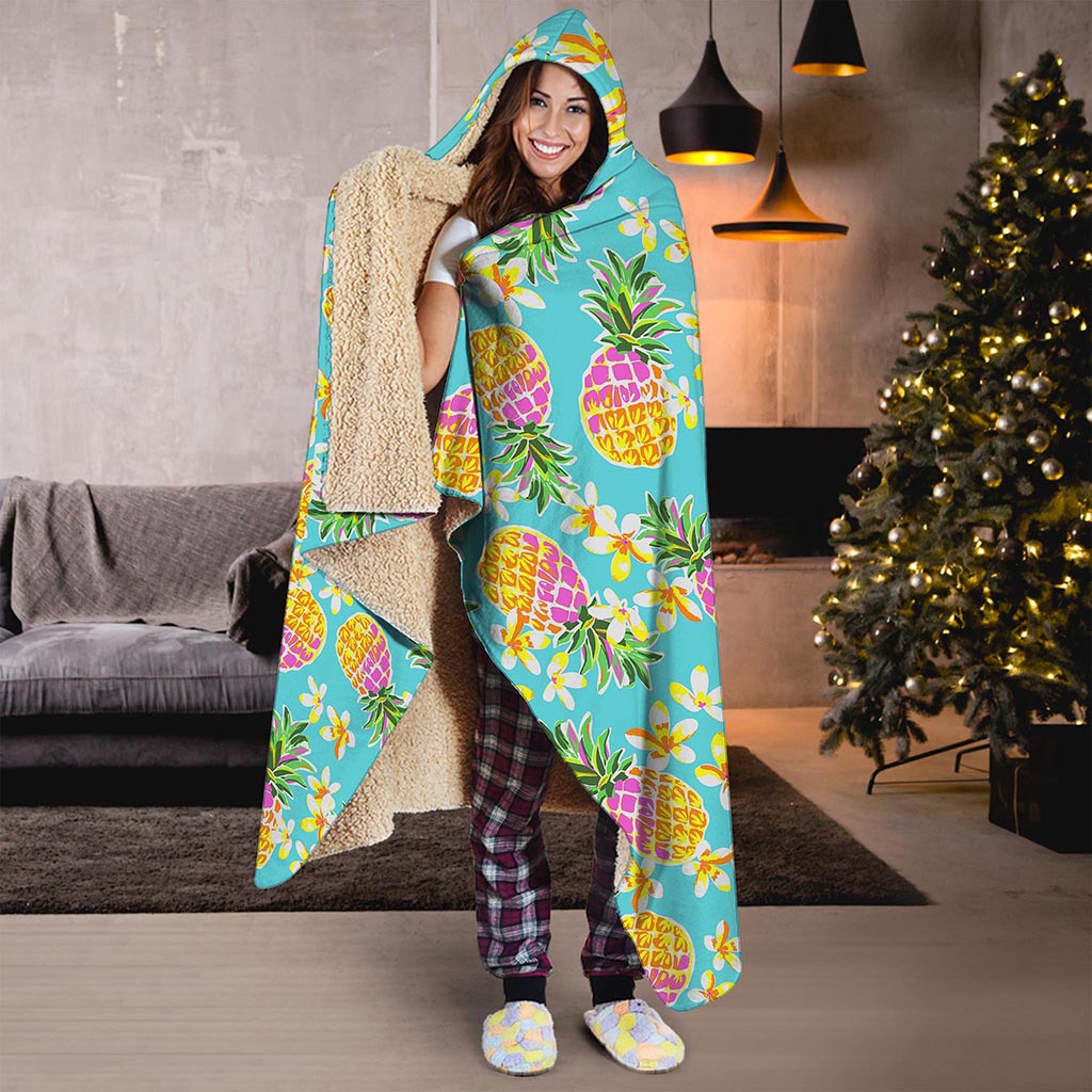 Aloha Summer Pineapple Pattern Print Hooded Blanket