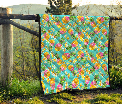 Aloha Summer Pineapple Pattern Print Quilt