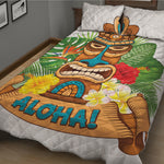 Aloha Tiki Print Quilt Bed Set