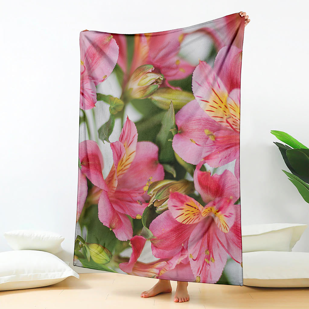 Alstroemeria Flower Print Blanket