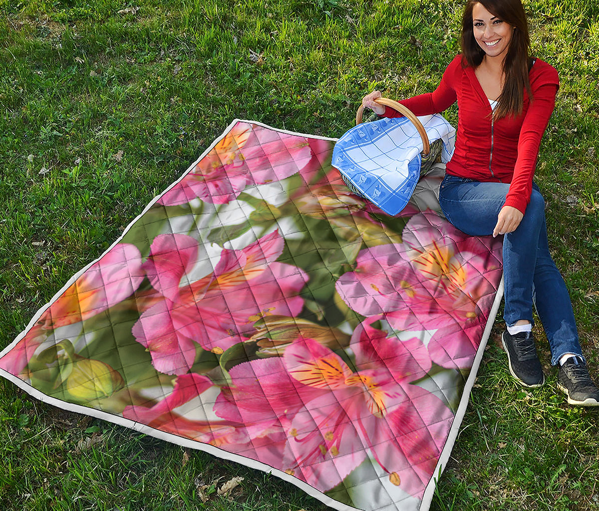 Alstroemeria Flower Print Quilt