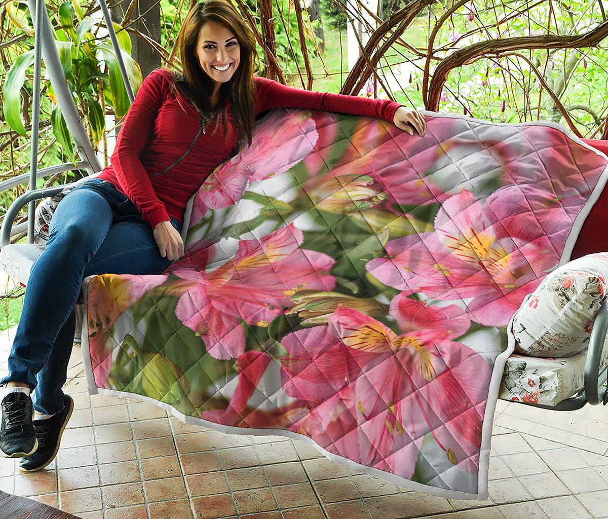 Alstroemeria Flower Print Quilt