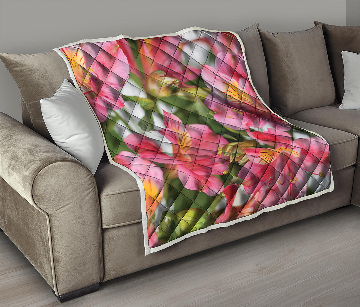 Alstroemeria Flower Print Quilt