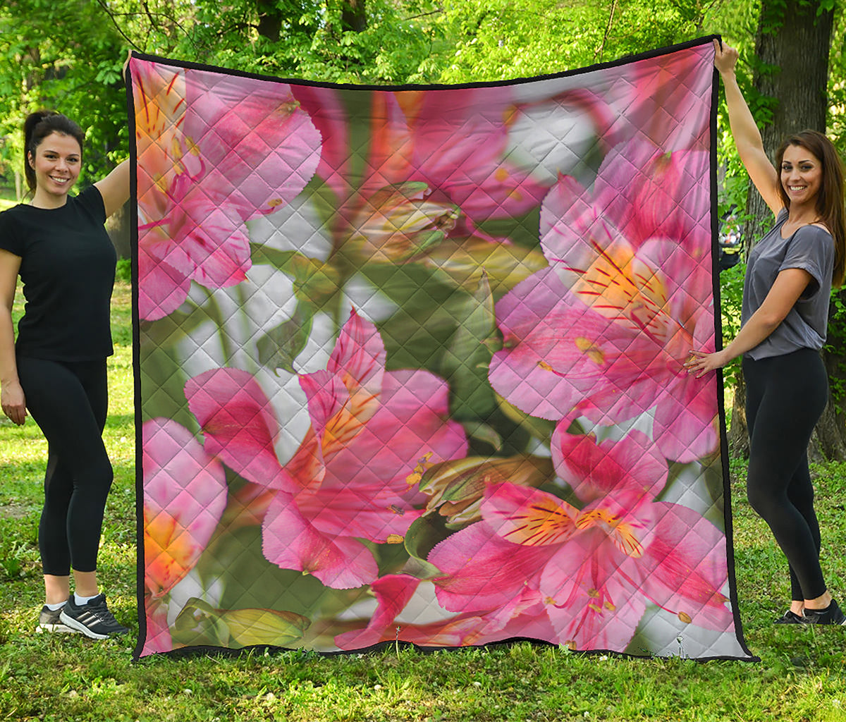 Alstroemeria Flower Print Quilt