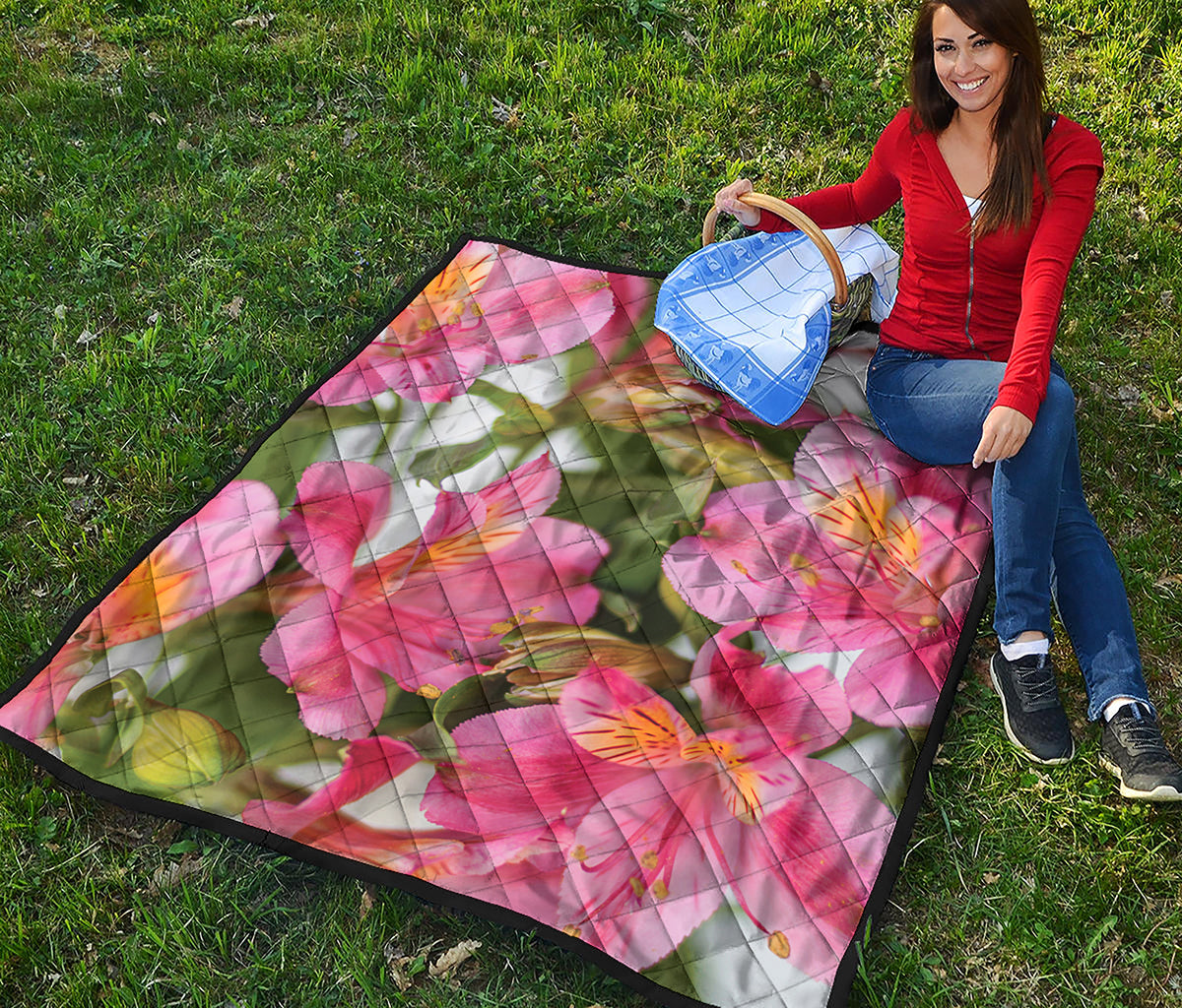 Alstroemeria Flower Print Quilt