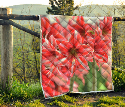 Amaryllis Flower Print Quilt