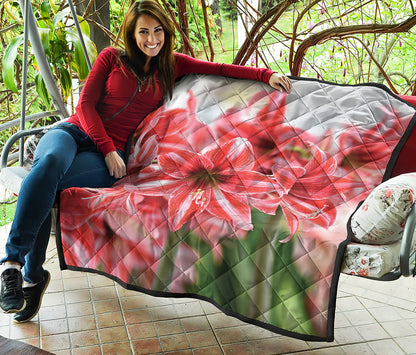 Amaryllis Flower Print Quilt