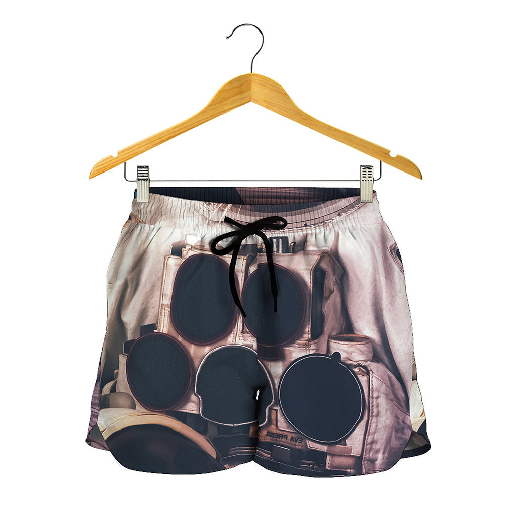 American Astronaut Cat Print Women's Shorts