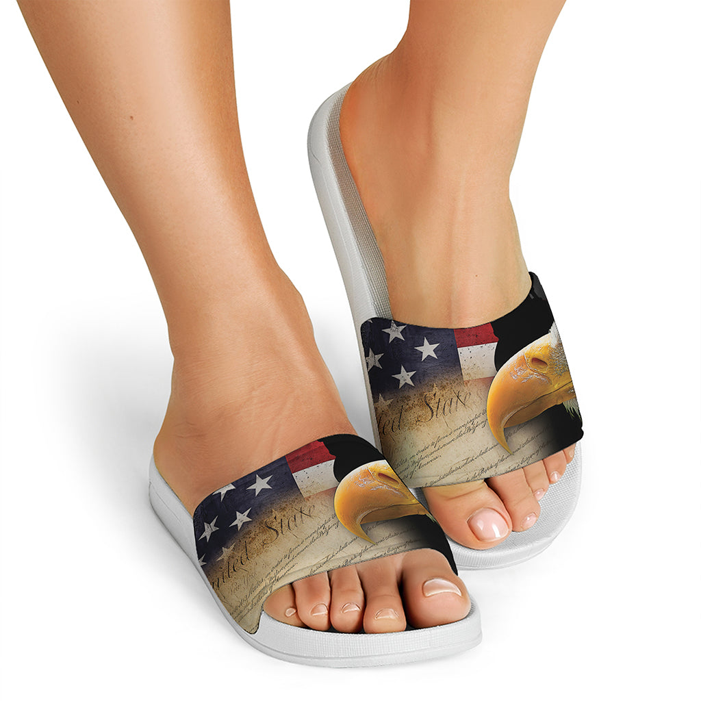 American Dream Of Liberty Print White Slide Sandals