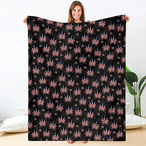 American Marijuana Leaf Pattern Print Blanket