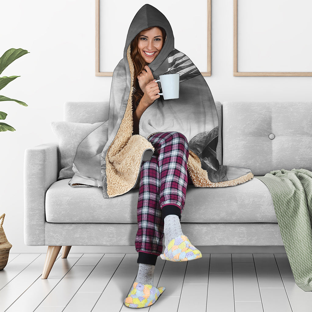 American War Memorial Print Hooded Blanket
