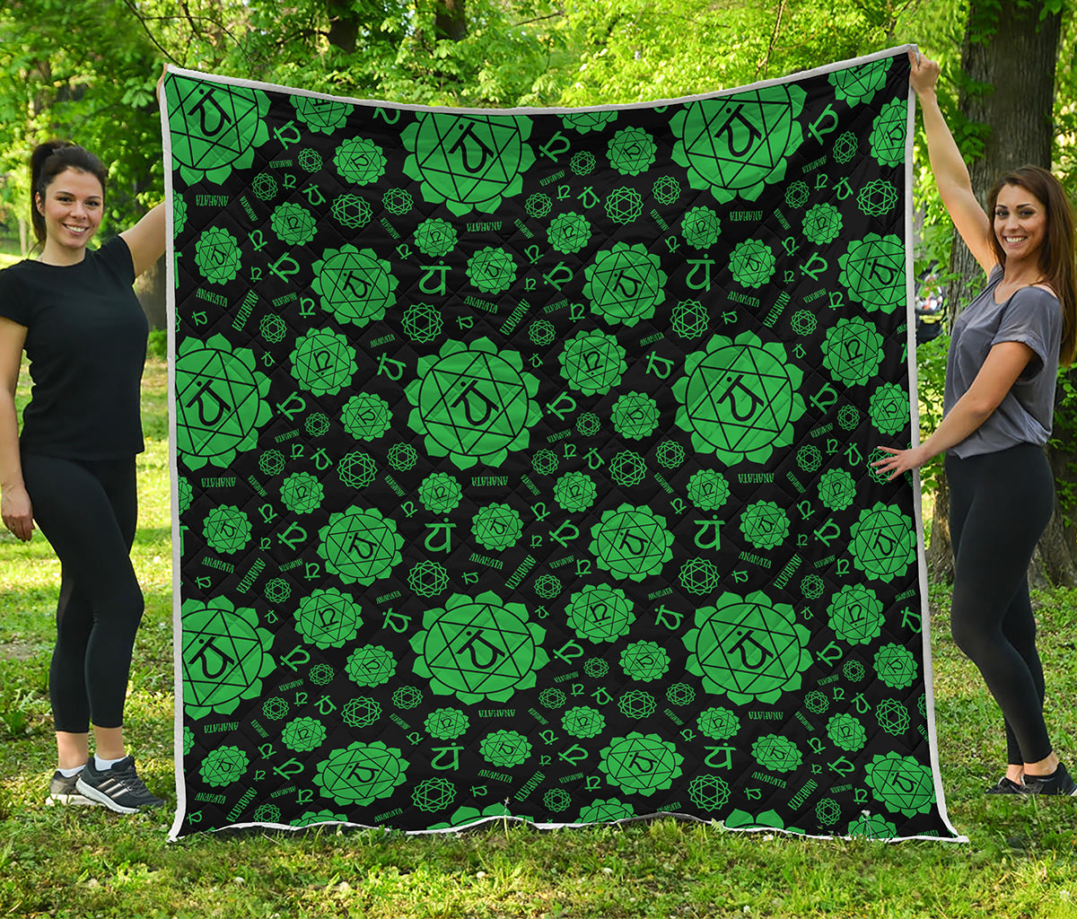 Anahata Chakra Pattern Print Quilt