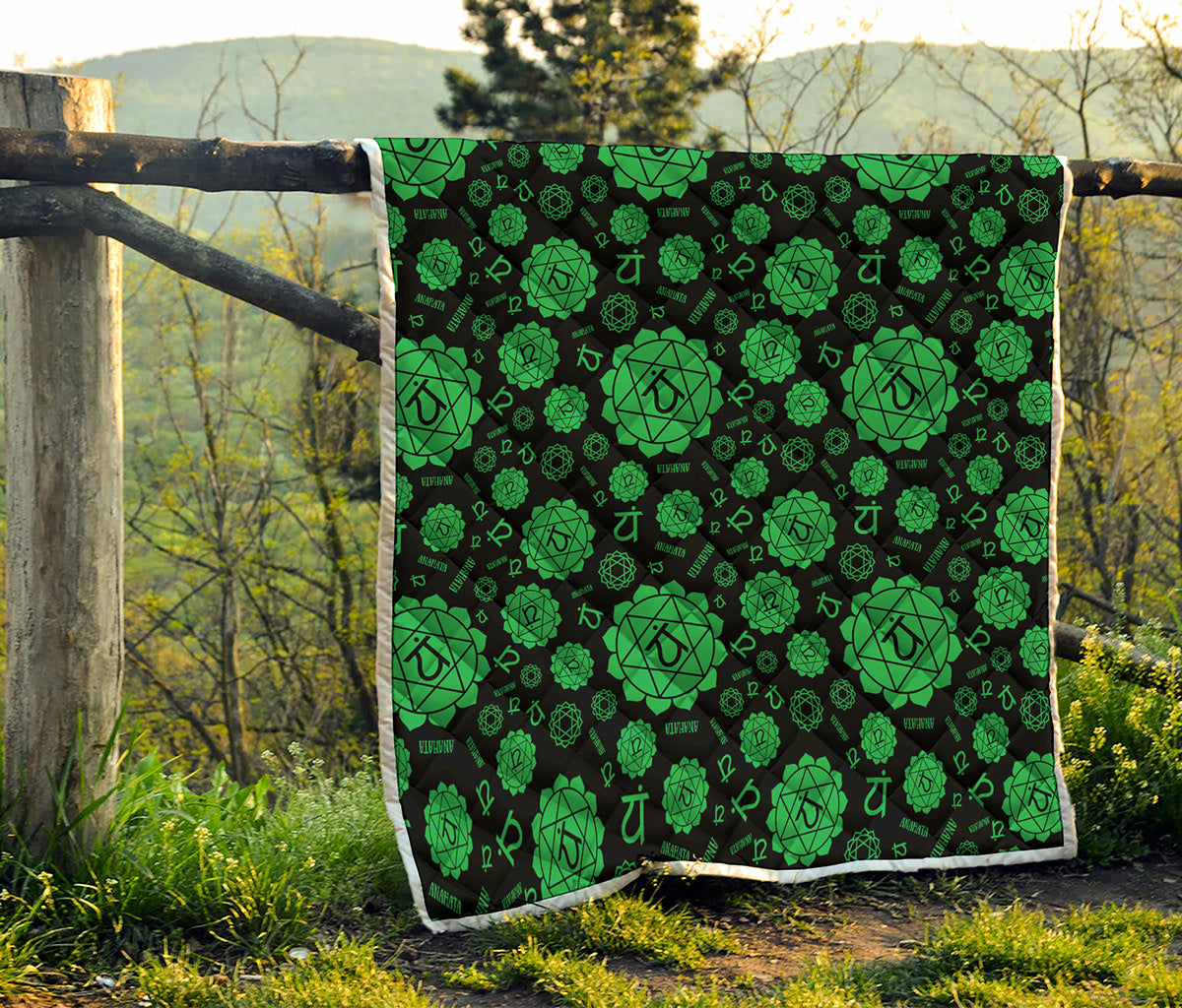 Anahata Chakra Pattern Print Quilt