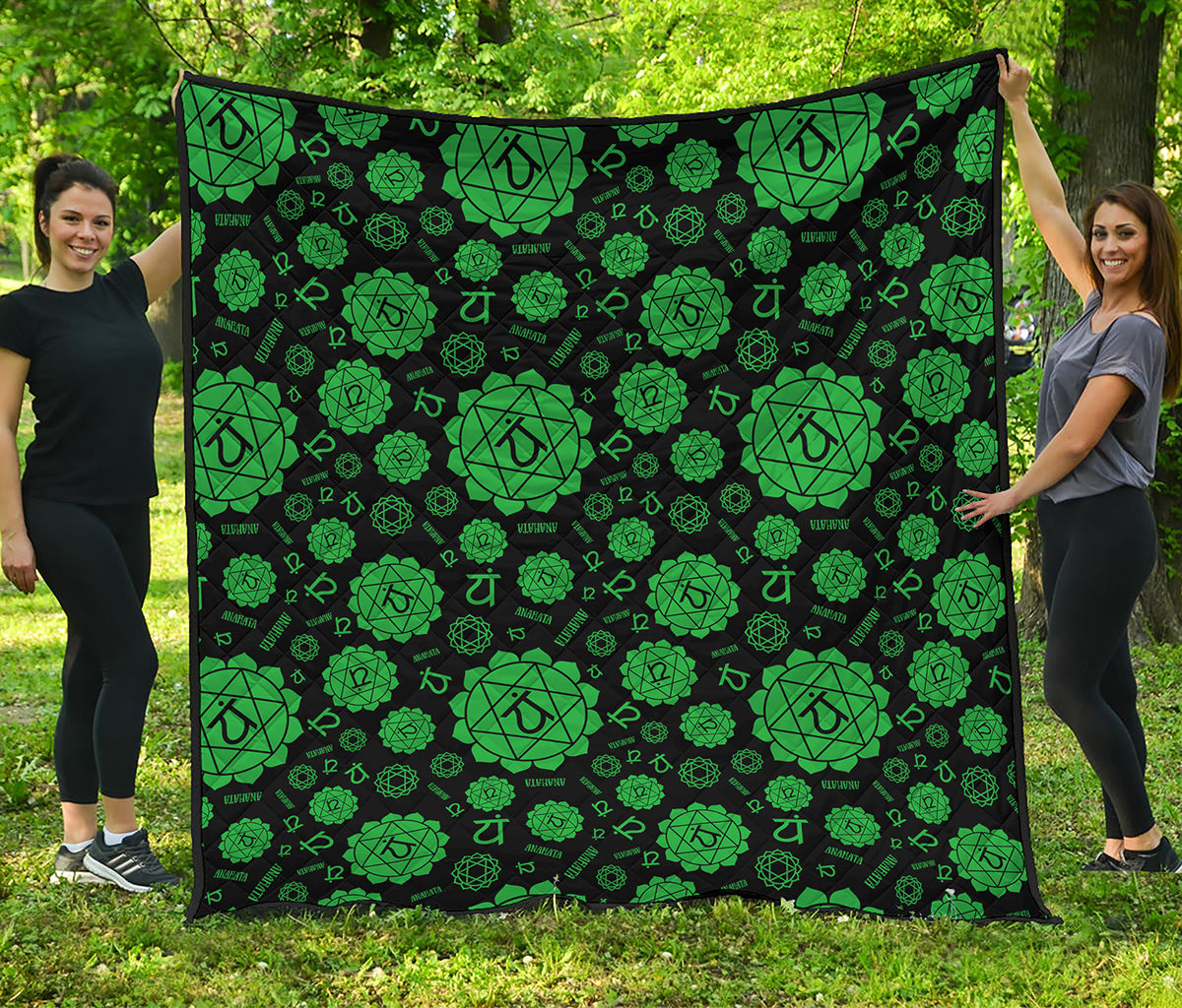Anahata Chakra Pattern Print Quilt