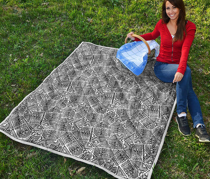 Ancient Aztec Tribal Pattern Print Quilt